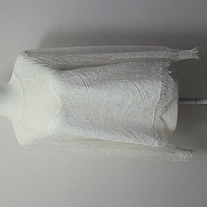 Cupcakes and Cashmere Ivory Lace LS Blouse Size Small NWT